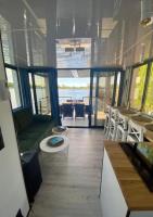 Posedenie v ubytovaní AquaHouse Zamkowe
