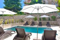 Bazén v ubytovaní Villa Peppina Apartment alebo v jeho blízkosti