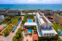 Bazén v ubytování Telatiye Resort Hotel nebo v jeho okolí