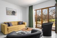 Posedenie v ubytovaní House Demetra
