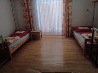 Posteľ alebo postele v izbe v ubytovaní Ferienhaus Renate