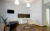 A television and/or entertainment centre at Zacapa B&B