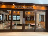 Restaurace v ubytování Givande Studio Unit at One PonteFino