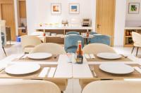 Posezení v ubytování The One Bay Breeze