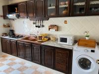 Kuchyň nebo kuchyňský kout v ubytování Étage de villa Yasmine
