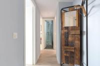 Posteľ alebo postele v izbe v ubytovaní 2 Bdr Penthouse In Grcia