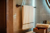 UrCove By HYATT Chengdu Wenshu Monasteryにあるバスルーム