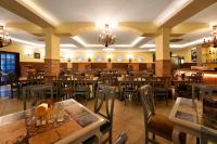 Εστιατόριο ή άλλο μέρος για φαγητό στο Cross Roads Inn