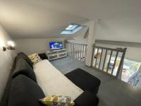 Plan piętra w obiekcie Appartement T3 Mezzanine Climatisé, 6 Couchages, Proche Plage et Port, Parking Privé - FR-1-106-50
