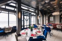 Restaurace v ubytování Ambassadeurs Logis Hotel