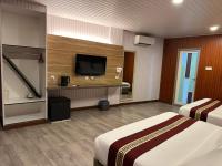 SS Hotel Serembanにあるベッド