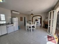 A kitchen or kitchenette at Los Almendros