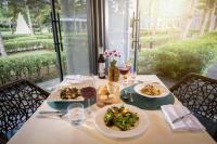 Comida en el resort o alrededores