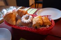 Jídlo v hotelu nebo okolí