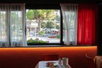 Reštaurácia alebo iné gastronomické zariadenie v ubytovaní Hotel Savoia