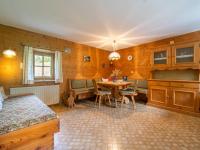 Łóżko lub łóżka w pokoju w obiekcie Chalet Anna
