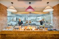 Jídlo v hotelu nebo okolí