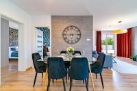 Posedenie v ubytovaní Apartament MEDALLION