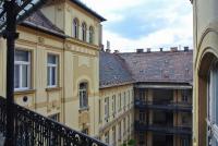 Budova, v ktorej sa apartmán nachádza