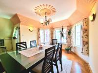 Půdorys ubytování Two-Floor Sunny Apartment in City Centre