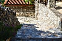 Plán poschodí v ubytovaní Μικρή Πέτρινη Μεζονέτα 2