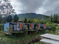 別荘から撮影された、または一般的な山の景色