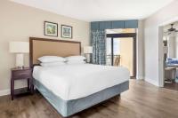 Ein Bett oder Betten in einem Zimmer der Unterkunft Hilton Grand Vacations Club Anderson Ocean Myrtle Beach