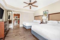 Ein Bett oder Betten in einem Zimmer der Unterkunft Hilton Grand Vacations Club Anderson Ocean Myrtle Beach