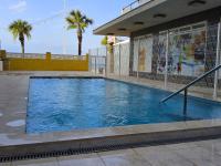 Bazén v ubytování Apartment Tor Serena by Interhome nebo v jeho okolí