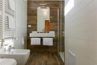 A bathroom at Zacapa B&B
