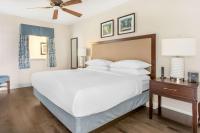 Ein Bett oder Betten in einem Zimmer der Unterkunft Hilton Grand Vacations Club Anderson Ocean Myrtle Beach