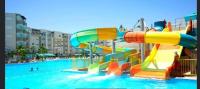 Bazén v ubytování A Luxury 2BR with Big Pools Perfect for Family Summer Escape! nebo v jeho okolí