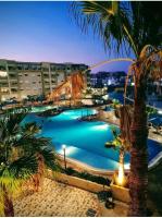 Bazén v ubytování A Luxury 2BR with Big Pools Perfect for Family Summer Escape! nebo v jeho okolí