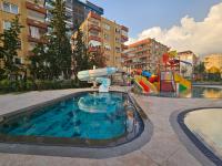 Bazén v ubytování Cebeci Towers Luxury nebo v jeho okolí