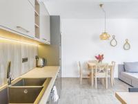 Kuchyň nebo kuchyňský kout v ubytování Almira Hotel