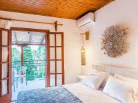 Postel nebo postele na pokoji v ubytování Almira Hotel