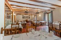 Restaurace v ubytování Hotel de La Trucha