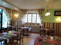 GroléjacにあるHôtel du Pont et Restaurant à Groléjacのギャラリーの写真