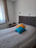 Postel nebo postele na pokoji v ubytování Guest house Skabrin