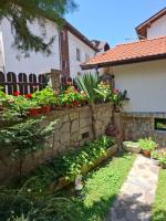 Zahrada ubytování Guest house Skabrin