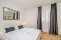 Posteľ alebo postele v izbe v ubytovaní Villa Haya with heated pool
