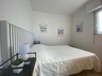 Plán poschodí v ubytovaní Charmant T2 à 350m de la plage avec terrasse et garage à Royan - FR-1-539-44