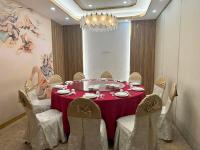 Istumisnurk majutusasutuses Lido De Paris Hotel