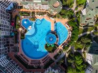Bazén v ubytování Emerald Beach Resort & Spa nebo v jeho okolí