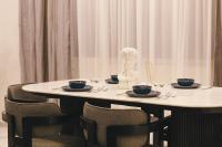 Půdorys ubytování Signature Stays Breezy Modern Apt