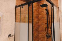 Koupelna v ubytování Signature Stays Breezy Modern Apt