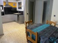 Kuchyňa alebo kuchynka v ubytovaní Apartament Centre Platja