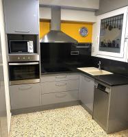 Kuchyňa alebo kuchynka v ubytovaní Apartament Centre Platja