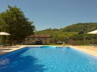 The swimming pool at or close to Vigna Dell'Acqua