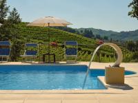 The swimming pool at or close to Vigna Dell'Acqua